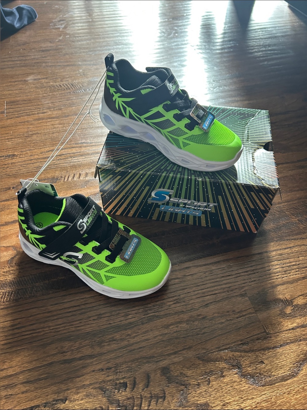 Sporto Kids Neon Green and Black Light-Up Sneakers